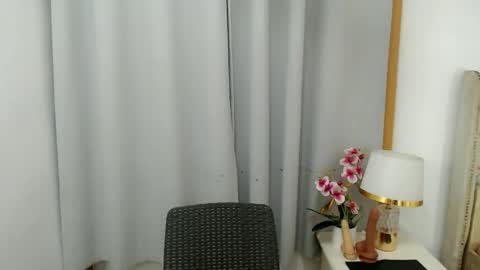 ladyfucker_ online show from 09/25/25, 07:56