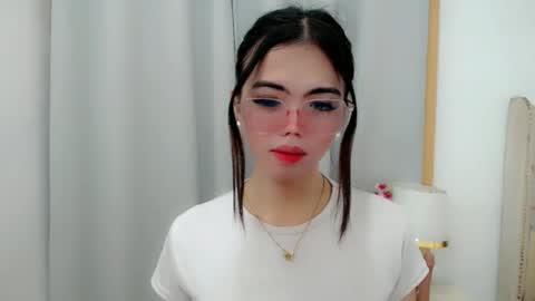 ladyfucker_ online show from 10/02/25, 11:23