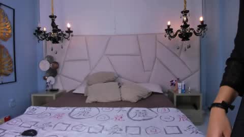 Snapshot of ladykiinky chatting on 11/08/25, 07:23 Lady Kimky online show from 11/08/25, 07:23