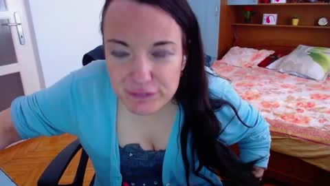LadyLHoty online show from 06/18/26, 12:20