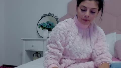 Snapshot of ladyliia chatting on 01/14/25, 04:25 Lia online show from 01/14/25, 04:25