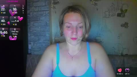 ladylucky_ online show from 02/24/25, 03:09