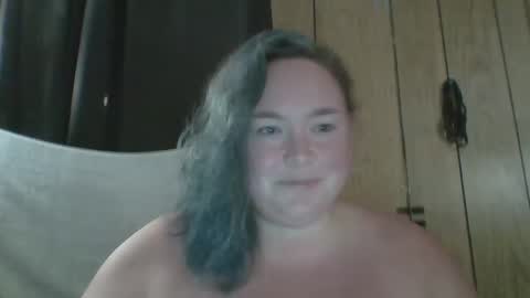 Snapshot of ladylynn13 chatting on 10/13/25, 09:48 LadyLynn13 online show from 10/13/25, 09:48