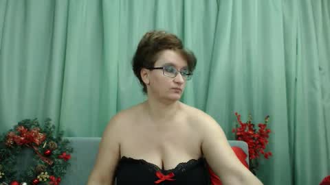 Nicole.... online show from 01/05/25, 08:11