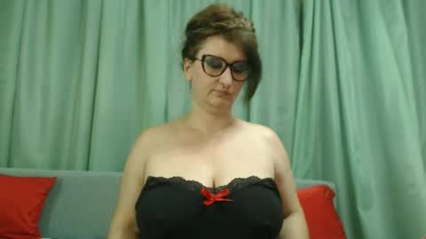 Nicole.... online show from 07/07/26, 07:09