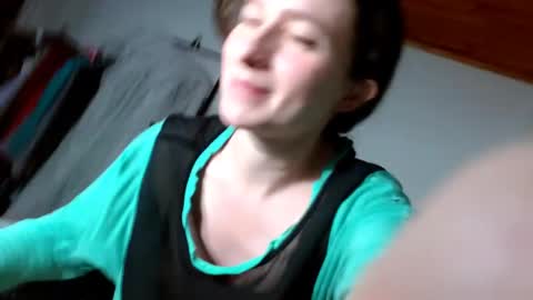 Lucia Fernanda online show from 12/24/24, 03:49