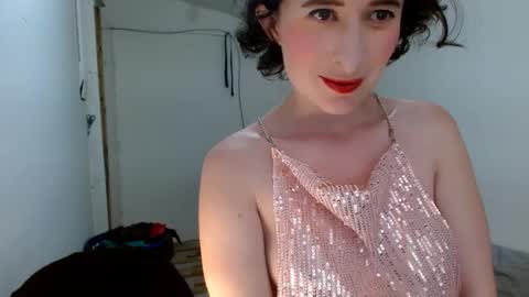 Lucia Fernanda online show from 09/15/25, 09:26