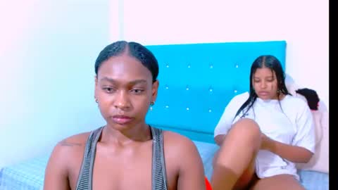 Snapshot of ladypussy69779756 chatting on 01/14/25, 12:56 laura online show from 01/14/25, 12:56