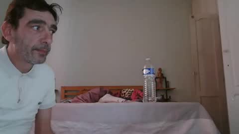 Sarah  Sam online show from 10/04/25, 11:30