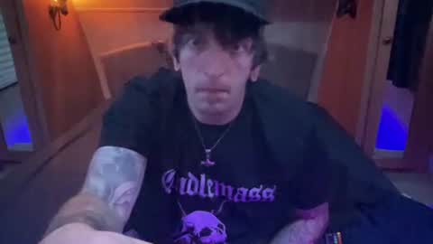 Snapshot of ladysoaker420 chatting on 02/15/25, 02:58 ladysoaker420 online show from 02/15/25, 02:58