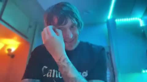 Snapshot of ladysoaker420 chatting on 03/10/25, 03:23 ladysoaker420 online show from 03/10/25, 03:23