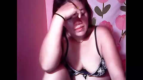 Snapshot of ladysweet4u69 chatting on 06/09/26, 09:21 ladysweet4u69 online show from 06/09/26, 09:21