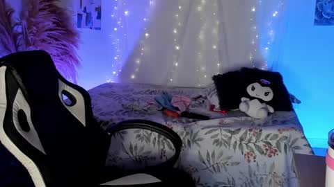 Lady  online show from 05/18/26, 04:07