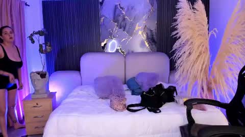 Lady  online show from 07/02/26, 03:45