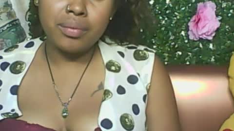 Snapshot of ladyxsnakes chatting on 09/26/25, 08:07 LadyXSnakes online show from 09/26/25, 08:07