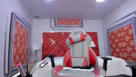 Snapshot of ladyy_scarlett chatting on 12/01/25, 11:59 Ladyy Scarlett online show from 12/01/25, 11:59