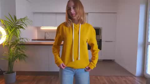 laelneizer online show from 06/11/26, 02:53