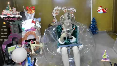 Snapshot of laflakita21 chatting on 12/13/25, 11:54 Skinnygirl online show from 12/13/25, 11:54