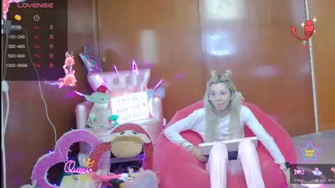 Skinnygirl online show from 06/16/26, 12:46