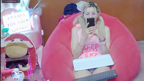 Skinnygirl online show from 07/11/26, 12:46