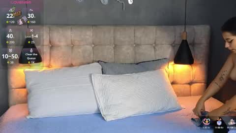    online show from 09/16/25, 10:22