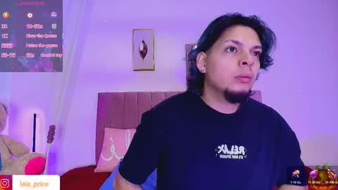 laia_and_damian online show from 10/25/25, 12:02