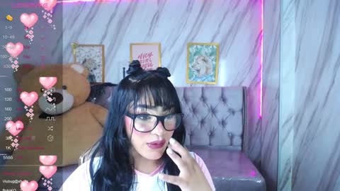 Laia online show from 12/28/24, 06:28