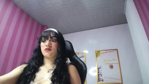 Laia online show from 02/18/25, 03:10