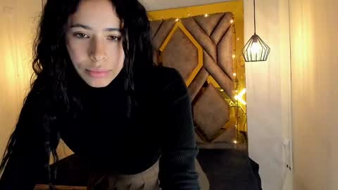 Laia online show from 01/07/25, 06:35