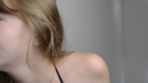 lailacuteee online show from 06/14/26, 05:37