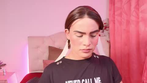 Camila online show from 10/04/25, 04:21