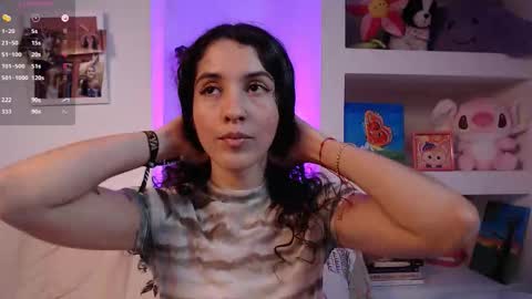 Snapshot of lailypink chatting on 11/20/25, 09:58 samanta online show from 11/20/25, 09:58