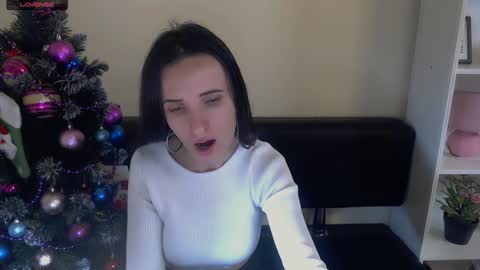 Laima online show from 12/22/24, 01:22