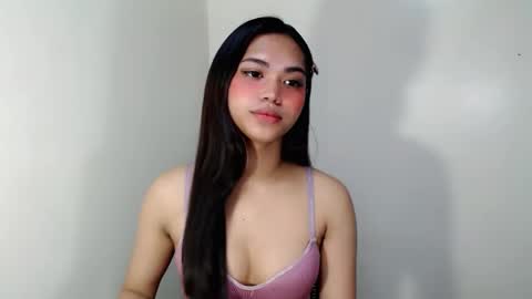 laire online show from 05/13/26, 06:22