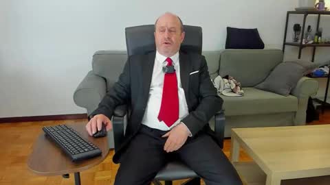 Snapshot of lajose52 chatting on 10/23/25, 07:12 lajose52 online show from 10/23/25, 07:12