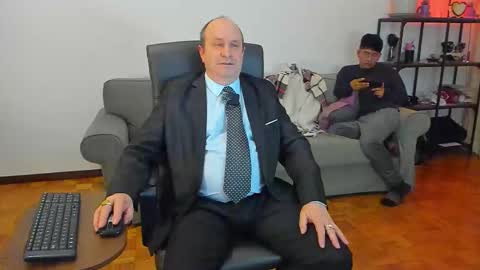 Snapshot of lajose52 chatting on 11/09/25, 03:21 lajose52 online show from 11/09/25, 03:21