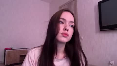 Snapshot of lakeshiaedemann chatting on 06/13/26, 12:14 Katherine or just Kiki online show from 06/13/26, 12:14
