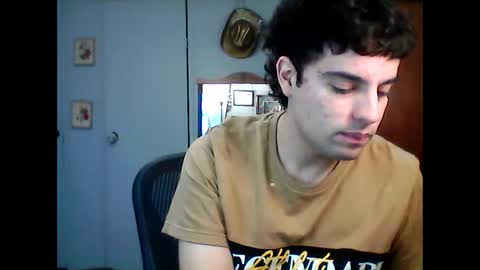 Snapshot of lakewood4523 chatting on 09/30/25, 12:26 Carlosss online show from 09/30/25, 12:26