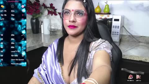 Laskhmirani online show from 01/31/25, 02:37