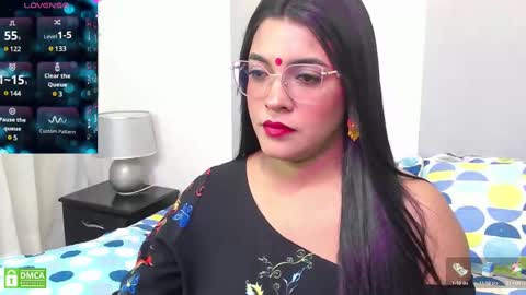 Laskhmirani online show from 02/11/25, 02:03
