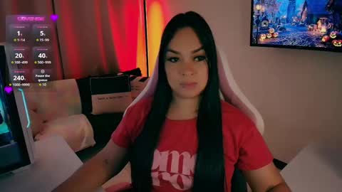 lalablack1_ online show from 10/05/25, 10:07