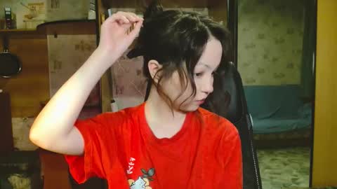 Snapshot of lalallalalaaa chatting on 12/15/25, 04:33 lalallalalaaa online show from 12/15/25, 04:33