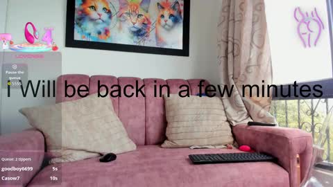 Snapshot of lalau809 chatting on 09/15/25, 03:01 lalau online show from 09/15/25, 03:01