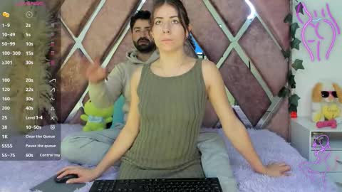 Snapshot of lalau809 chatting on 09/18/25, 12:01 lalau online show from 09/18/25, 12:01