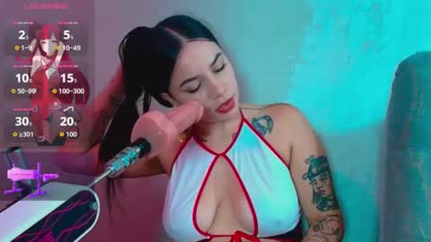 lali_hot0207 online show from 10/19/25, 07:36