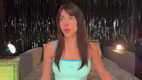 Ellina online show from 09/30/25, 08:03