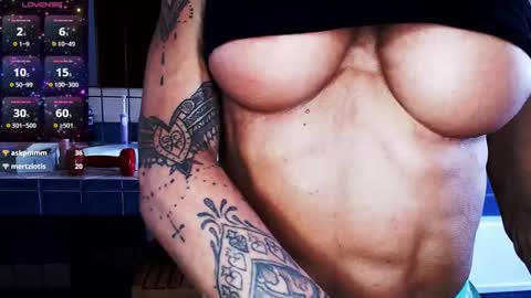 Lola online show from 09/16/25, 05:14