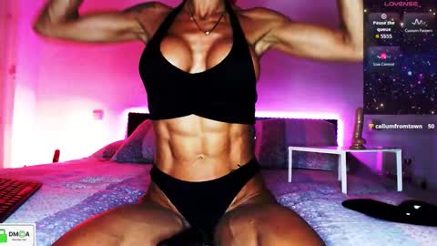 Lola online show from 09/21/25, 07:04