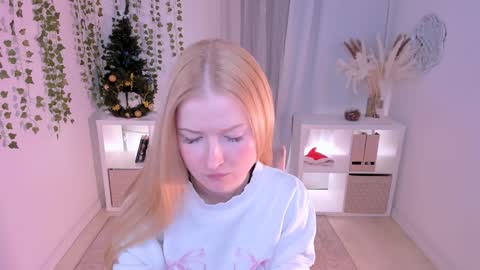 Laly online show from 01/05/25, 04:38