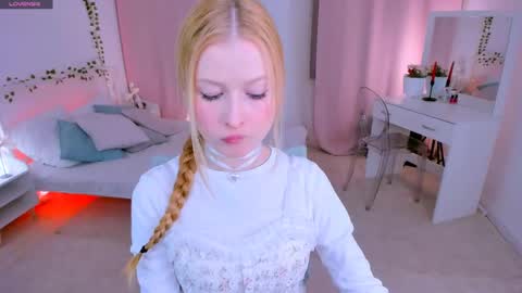 Laly online show from 02/11/25, 10:59